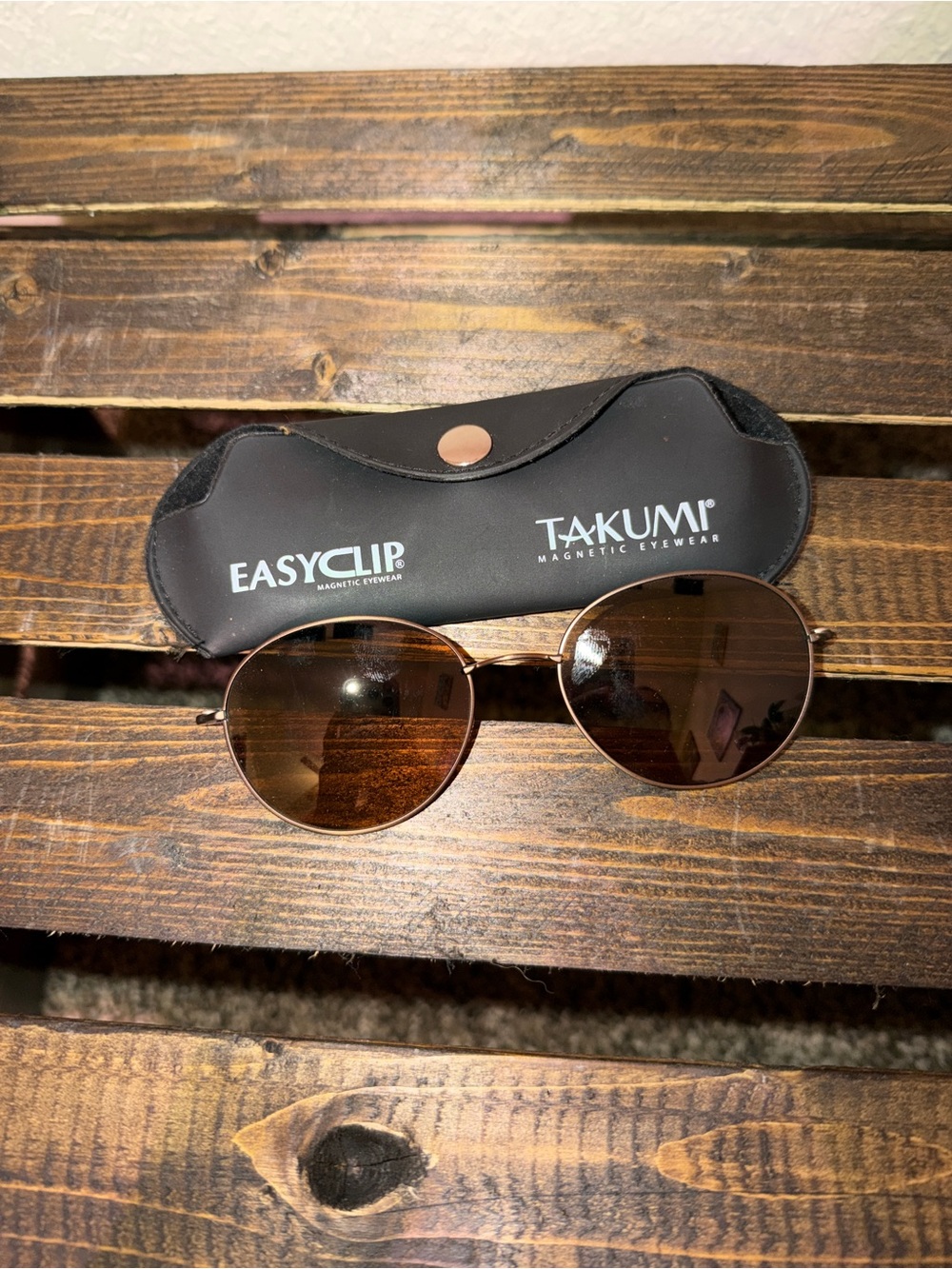 EasyClip Takumi Men’s Brown Lens Round Sunglasses